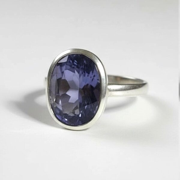 925 Sterling Silver Oval Iolite Ring